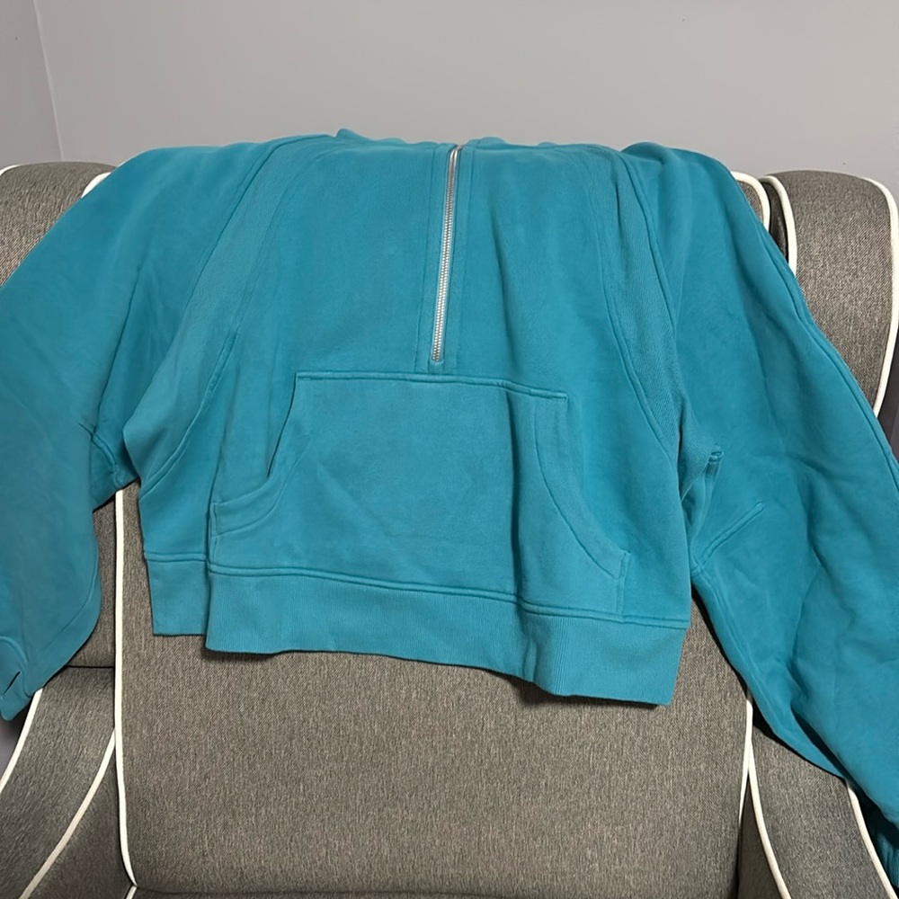Lululemon funnel neck scuba oceanic m/l